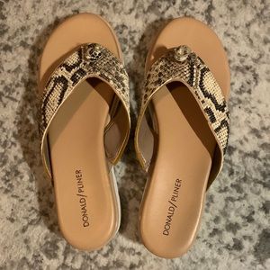 New Donald Pliner Leaane Leather Sandals